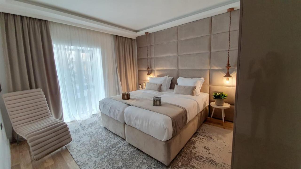 The Berg'S 3 Appartement Ocna Mures Buitenkant foto